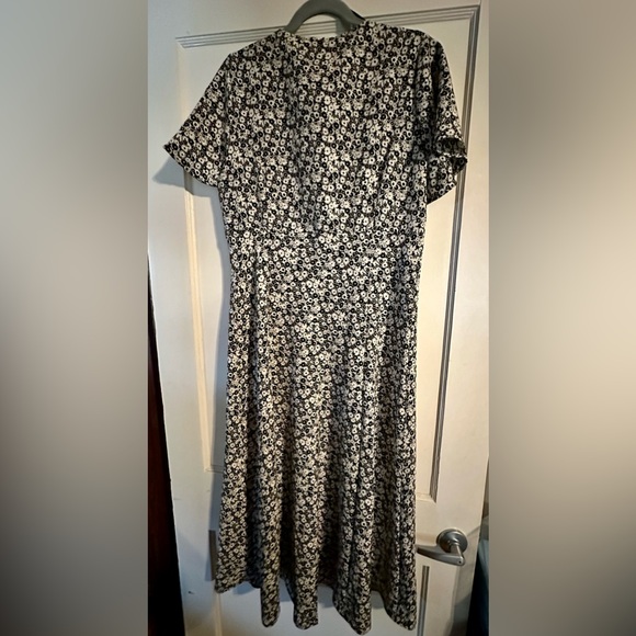 XL Classic Midi button up Levi’s dress - Picture 3 of 4